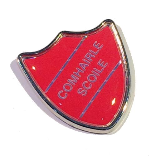 COMHAIRLE SCOILE shield badge